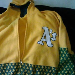 Vintage OAKLAND A'S   ZIP UP